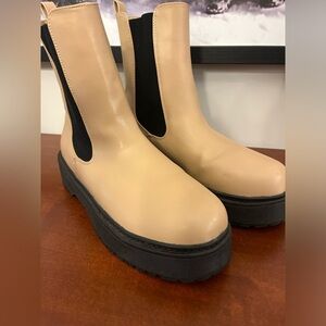Size 9 faux leather platform MIA boots